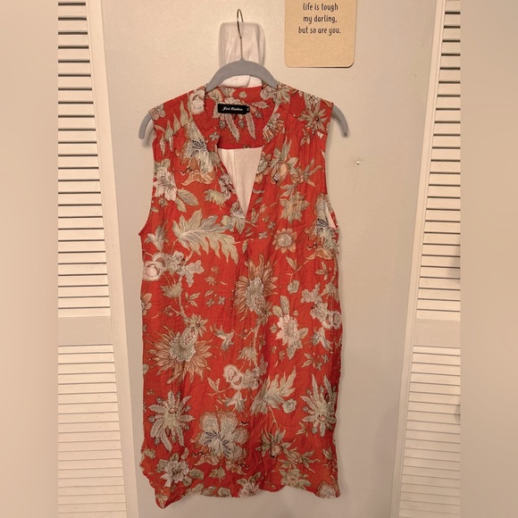 This is a Beautiful floral🌼 orange and white  print, midi dress size XL - Picture 3 of 11